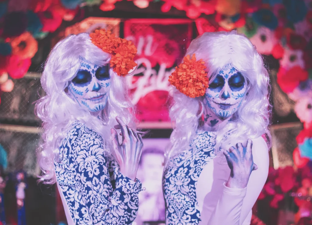 celebra dia de muertos en la riviera maya