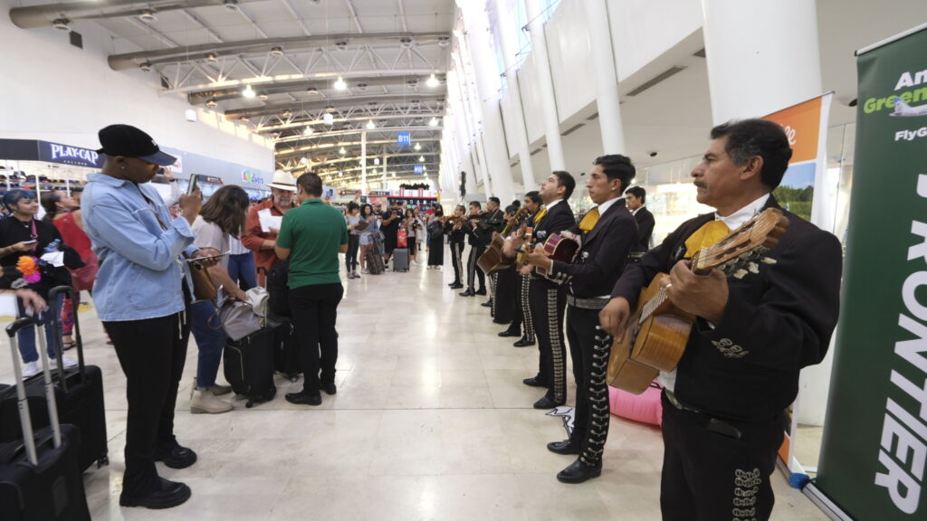 Frontier Airlines ruta Orlando-Guadalajara