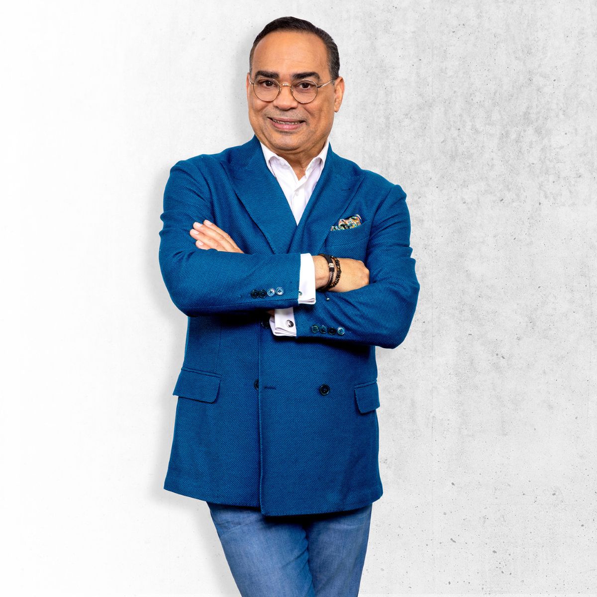 Gilberto Santa Rosa estará presente en ¡ARTE VIVA! en Paradise Coast.