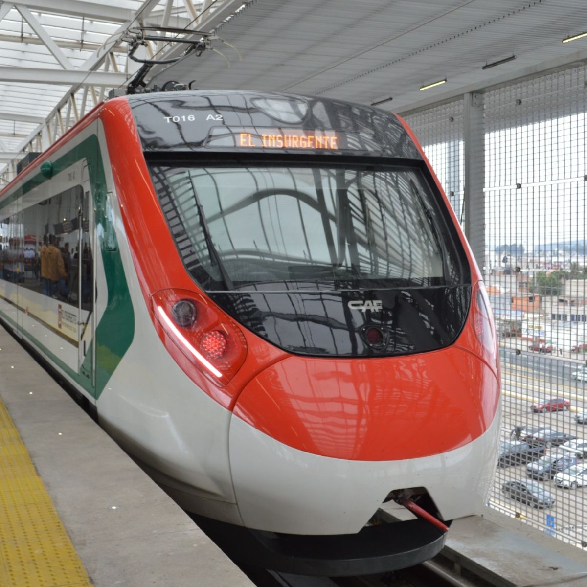 Tren Interurbano México-Toluca