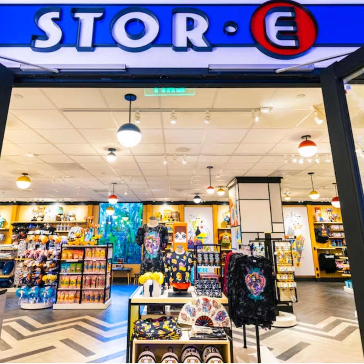 Store-E en Pixar Place Hotel.